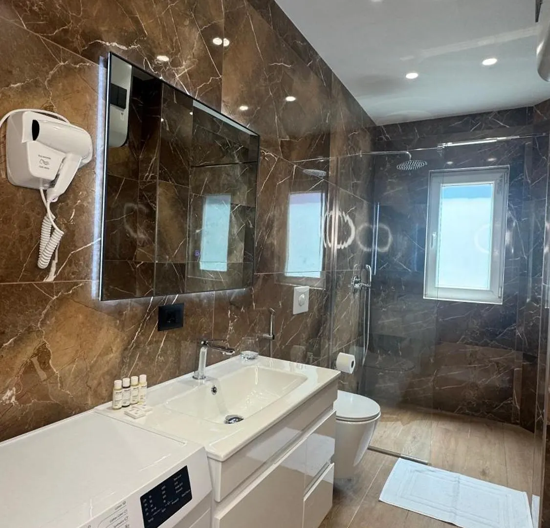 B&B Apartments Tirana 0*,  Albania
