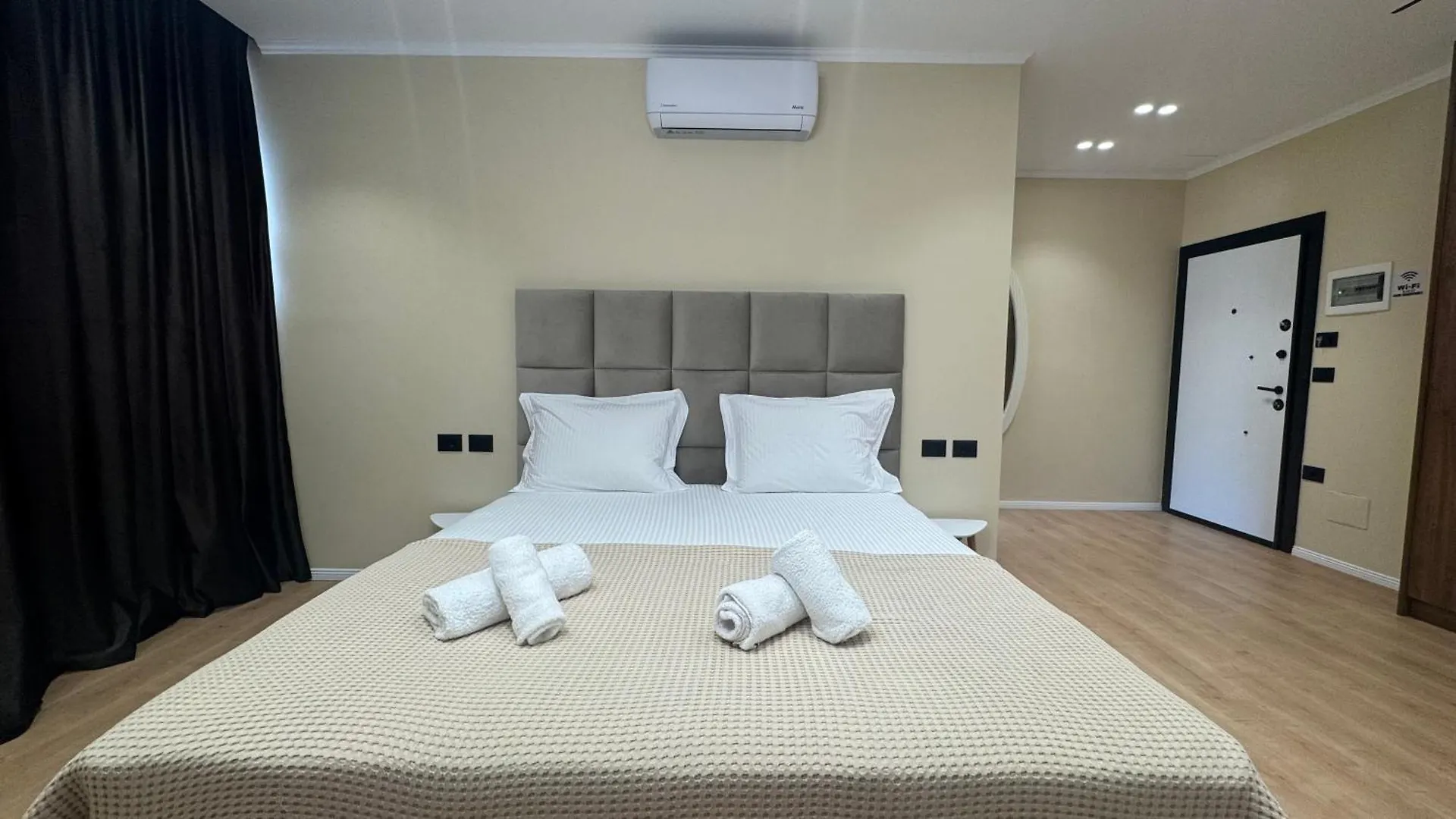 B&B Apartments Tirana 0*,  Albania